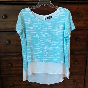 a.n.a layered top XL White and light blue